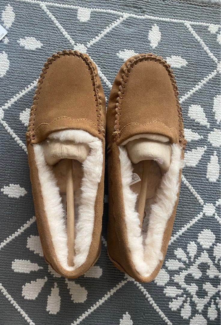 UGG モカシン　24㎝　新品未使用