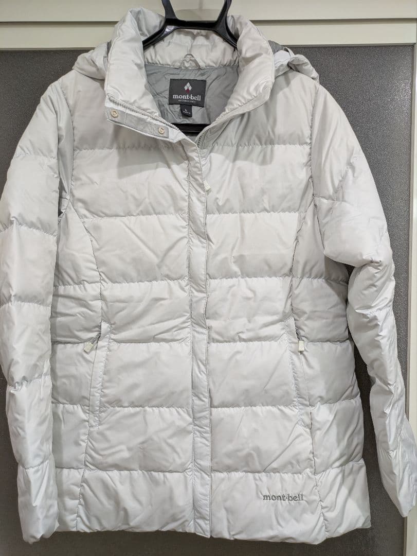 モンベルトラベルダウンパーカーwoman Lサイズ