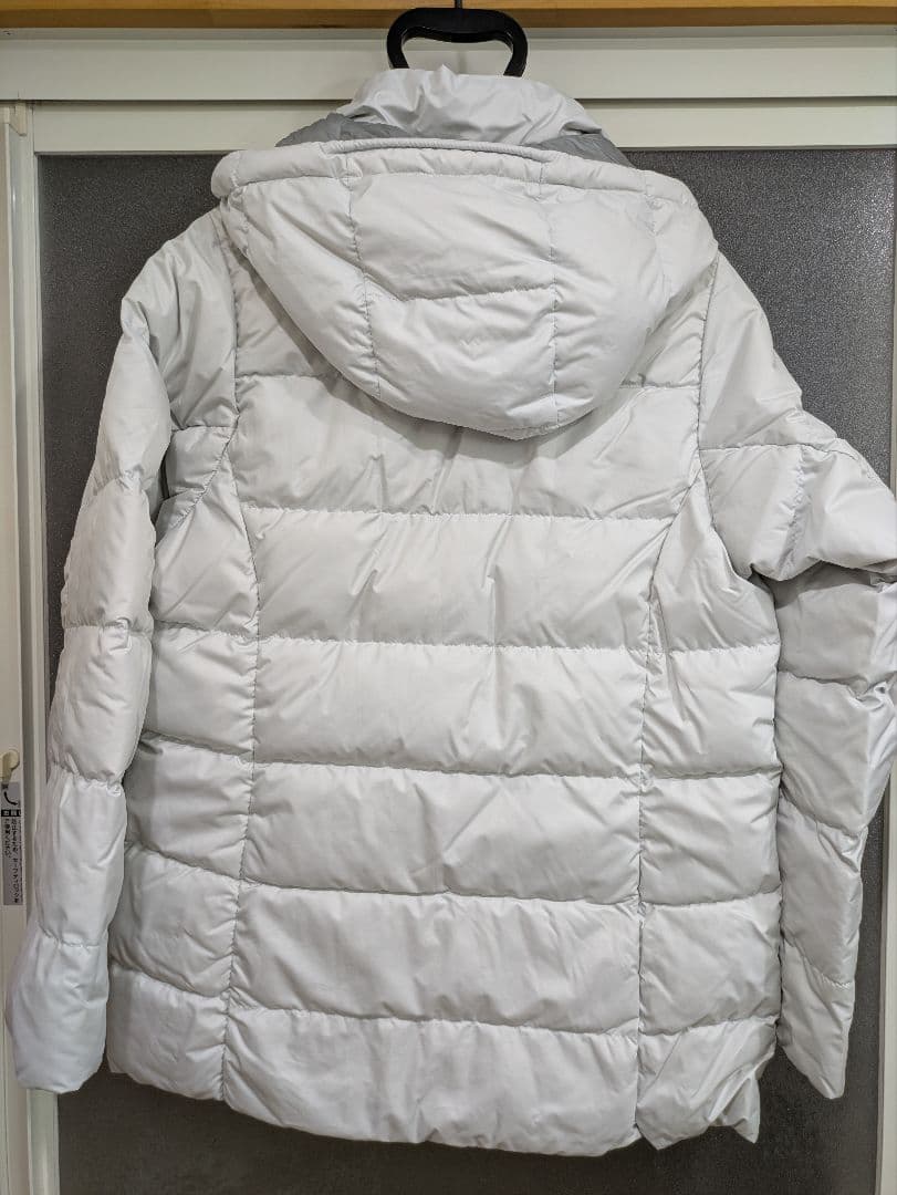 モンベルトラベルダウンパーカーwoman Lサイズ