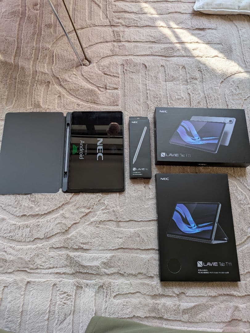NEC LAVIE Tab T11 256GB本体 純正ペン・カバー付き