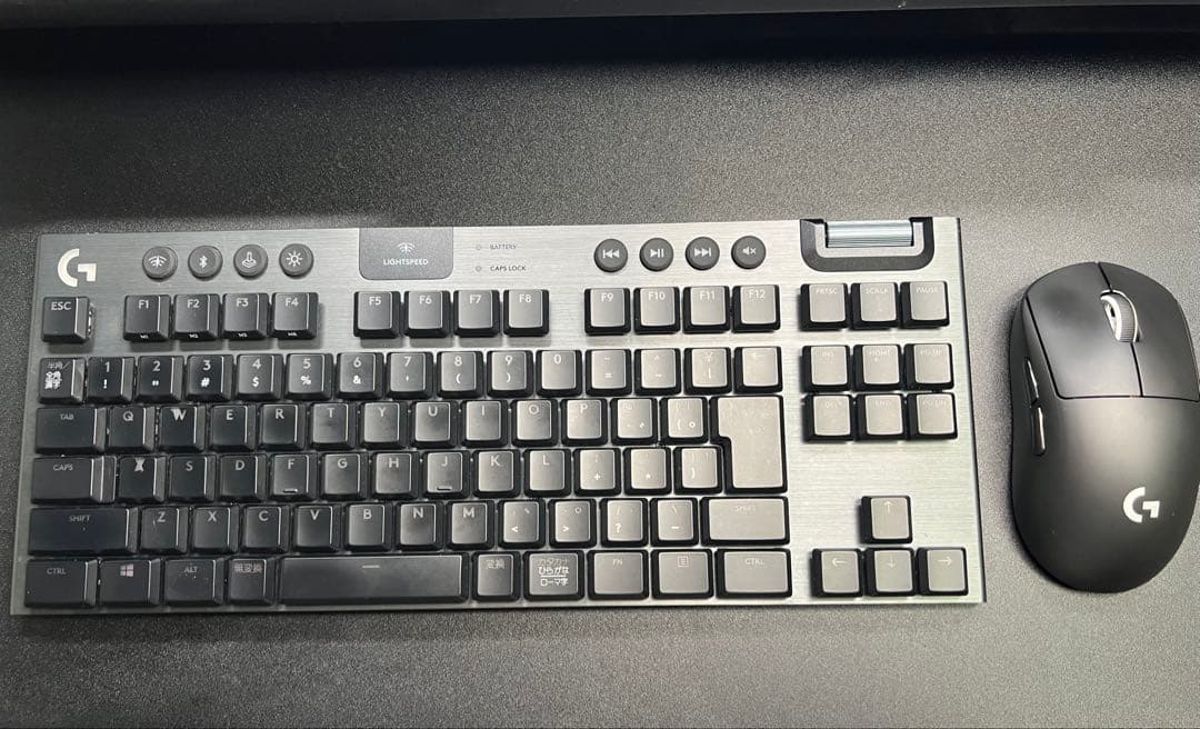 G913 TKL と G PRO X SUPERLIGHT のセット