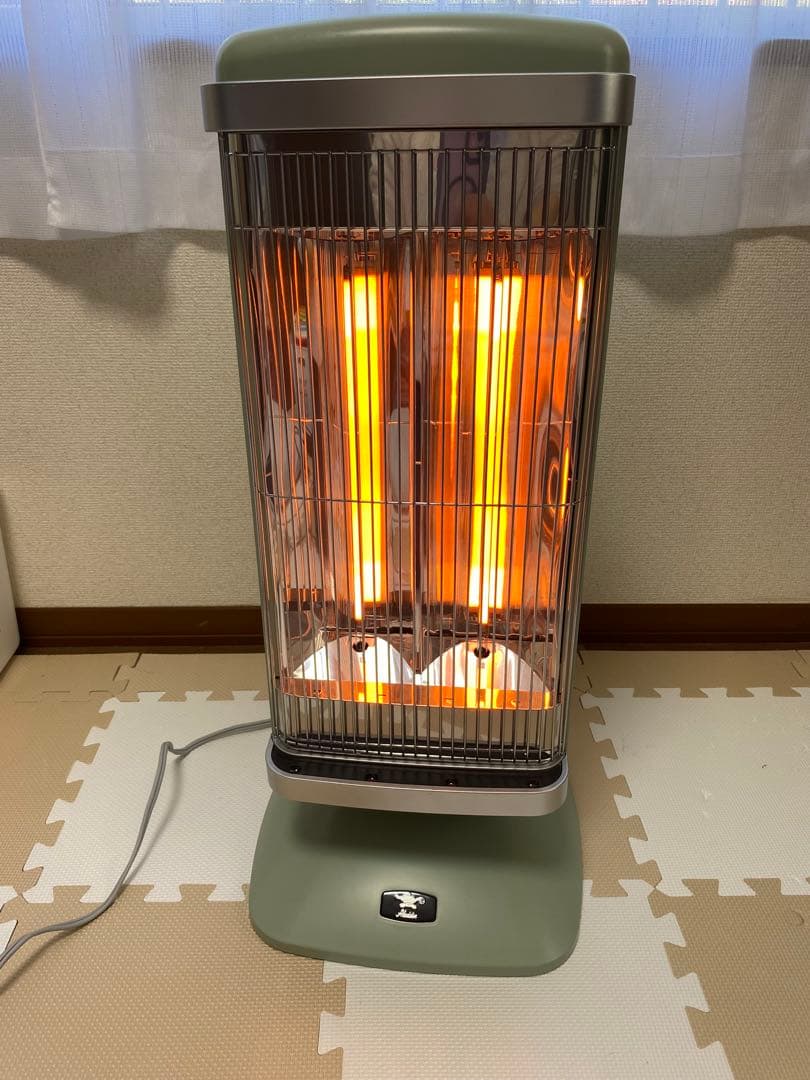 アラジン　遠⾚グラファイトヒーター　（2灯管）　グリーン