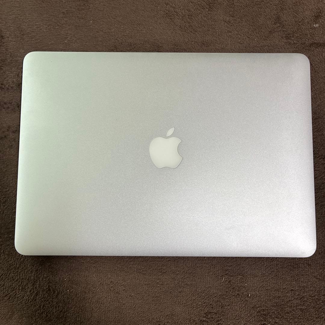 MacBook本体 MacBook Air(13-inch, Early 2015)