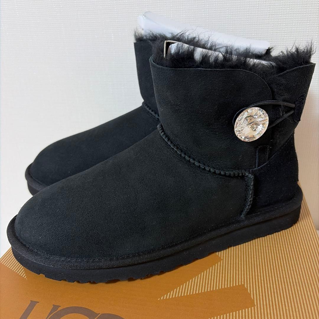 UGG スワロフスキー ベイリーボタン ブラック 25cm