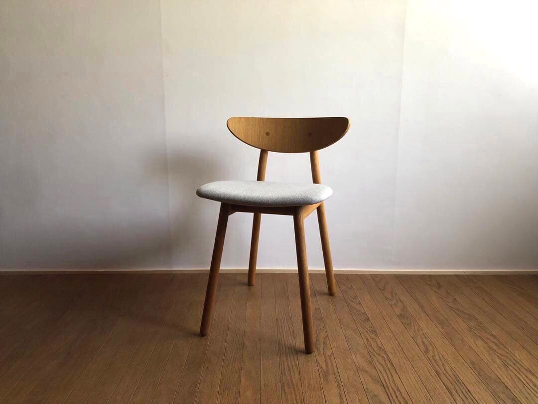 飛騨産業 cobrina コブリナチェア① ホワイトオーク無垢材 ベージュ座面