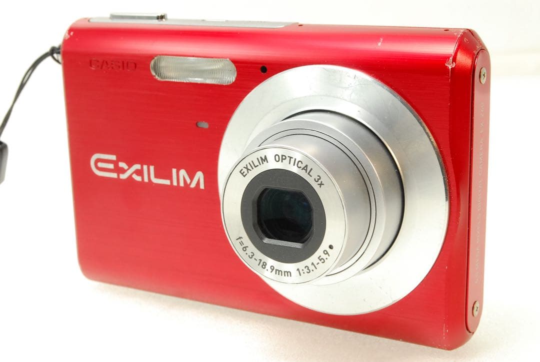 ノラちゃん❤︎様フォロー割CASIO EXILIM EX-Z60 ❤️レッド カメラ