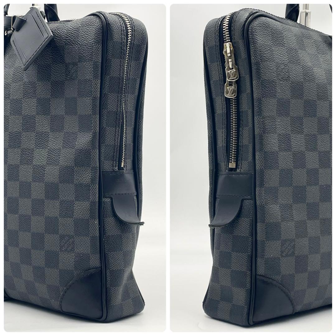 ルイヴィトン ポルトドキュマンボワヤージュ ダミエグラフィット ブラックA4可