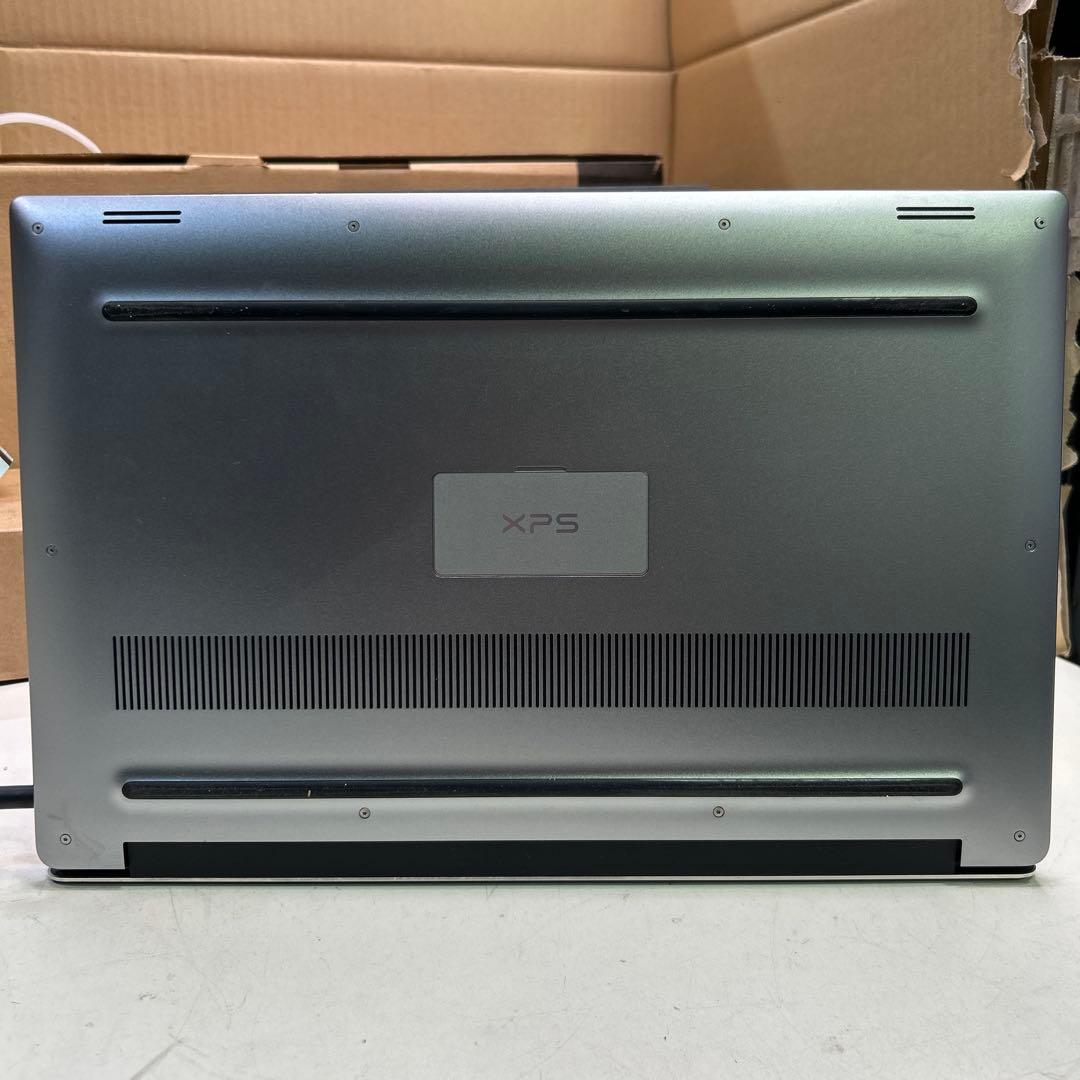 7275 DELL XPS15 9560 core-i7 20GB ノートPC