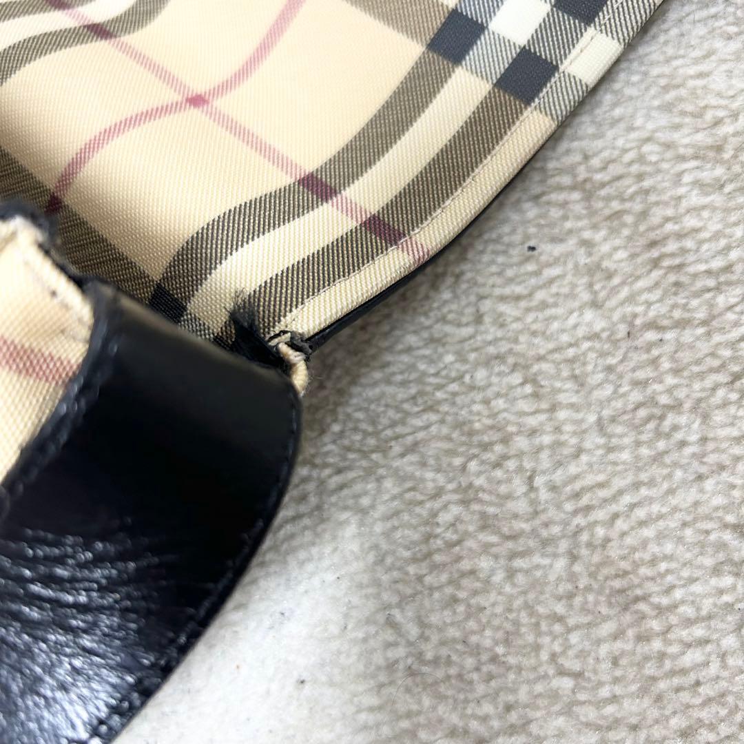 美品　バーバリーロンドン　ノバチェック　メッセンジャーバッグ　ショルダーバッグ