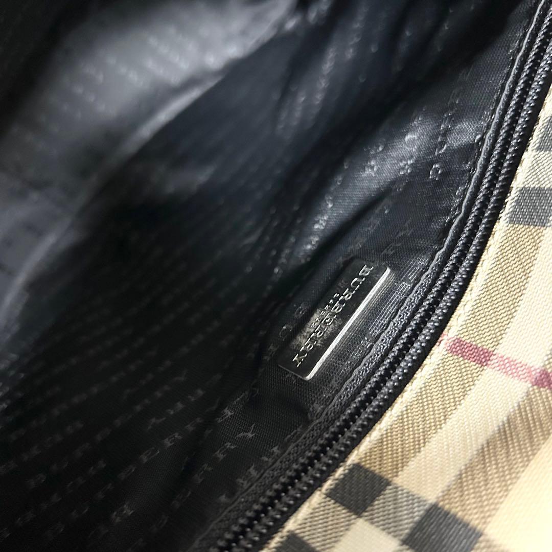 美品　バーバリーロンドン　ノバチェック　メッセンジャーバッグ　ショルダーバッグ