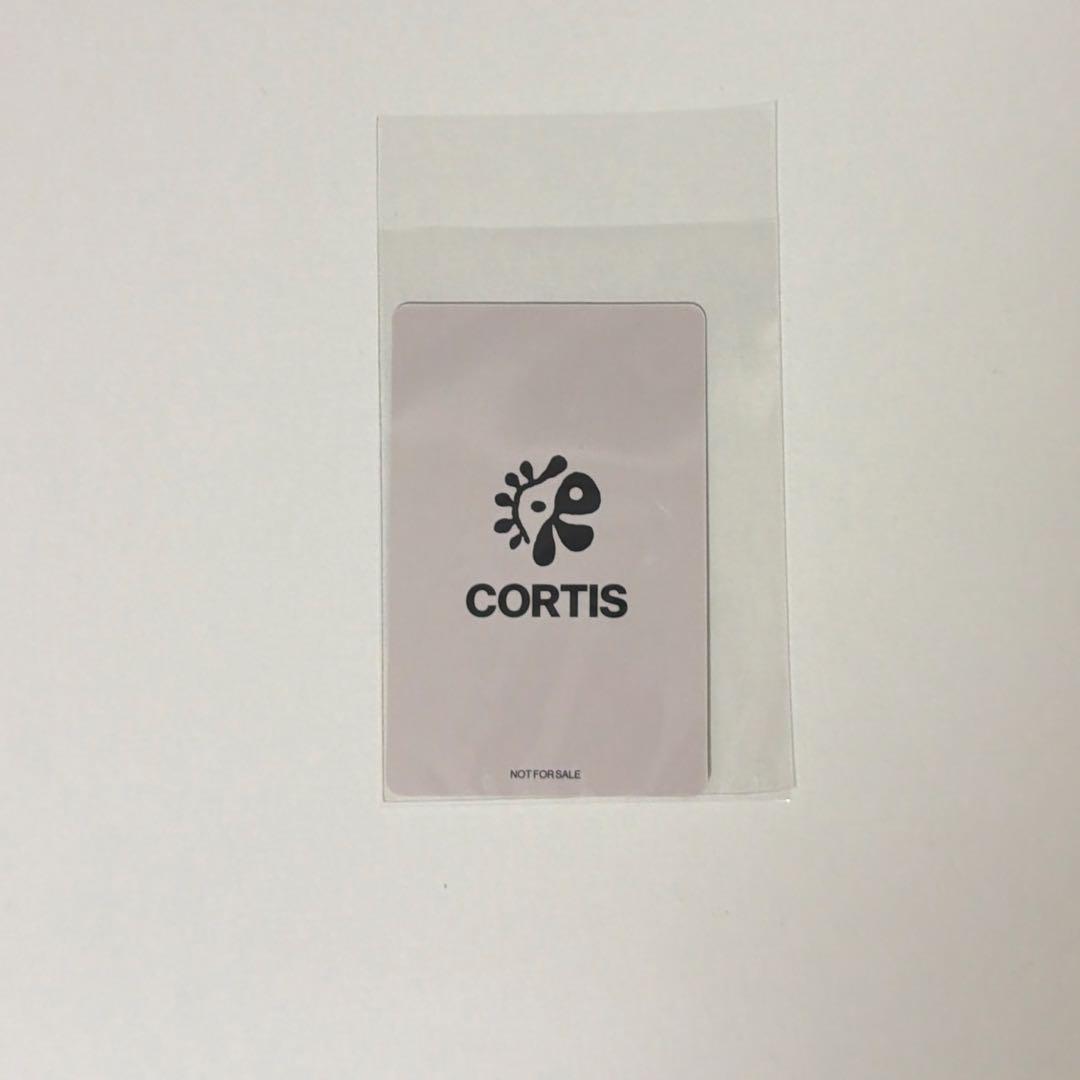 cortis ラキドロ ユニバ トレカ マーティン