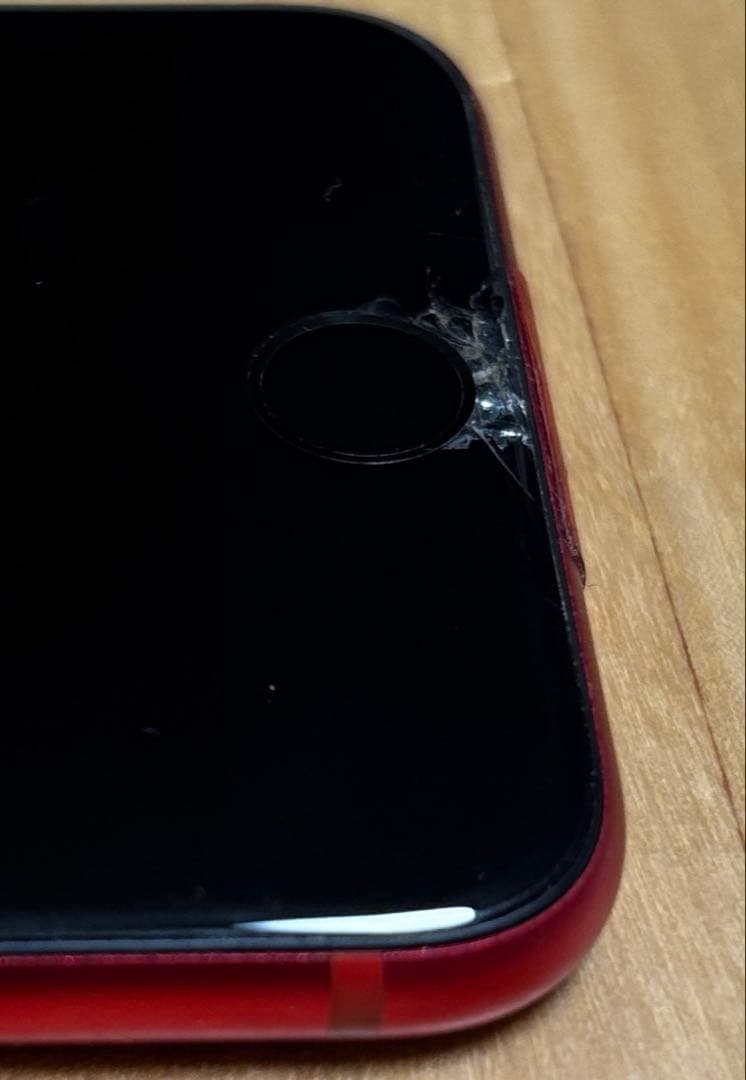 Apple iPhone SE 64GB SIMロック無　画面割れ有り