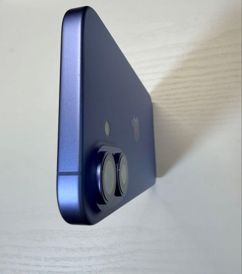 【美品】Apple iPhone 16 128GB 本体　ウルトラマリン