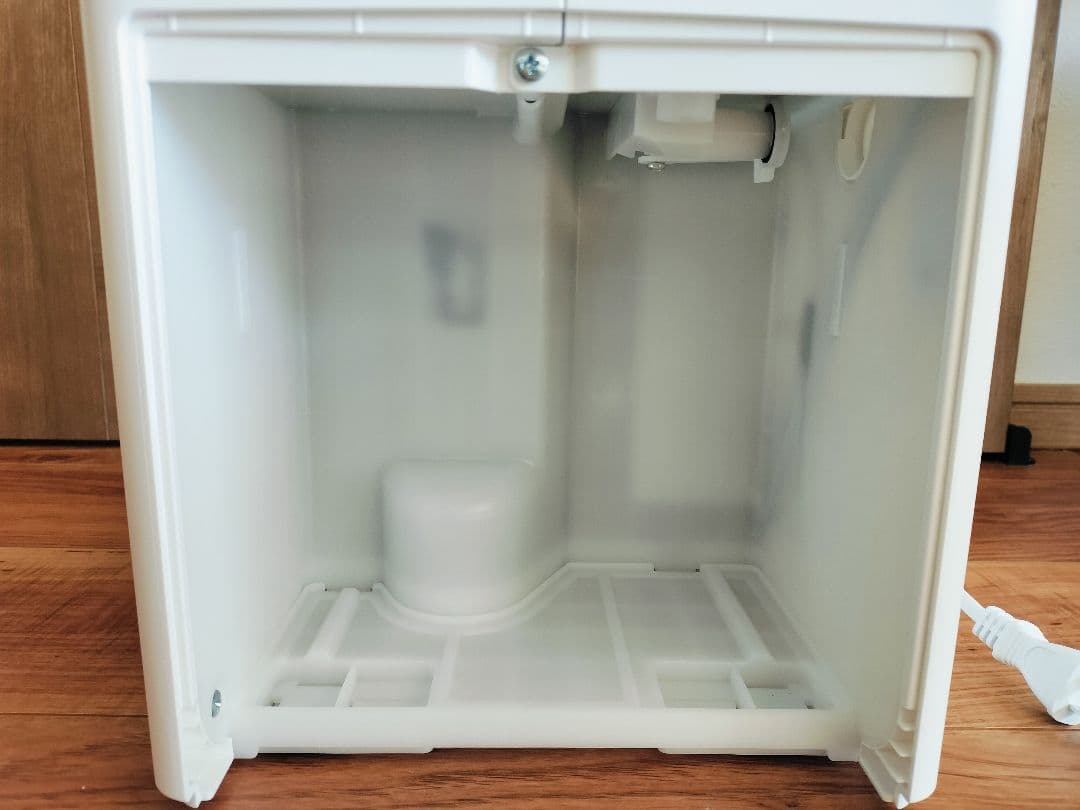 TRUENO　IRIS OHYAMA KIJC-P70-W 電気式乾燥機