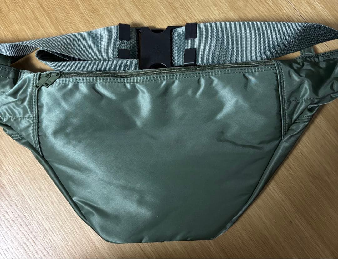 【新品/入手困難】PORTER タンカー　ボディバック　ウェストポーチ　グリーン