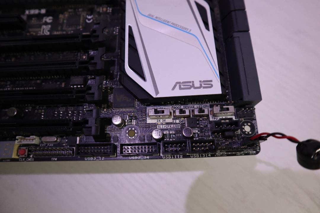 マザーボード ASUS X99 I7-5820K