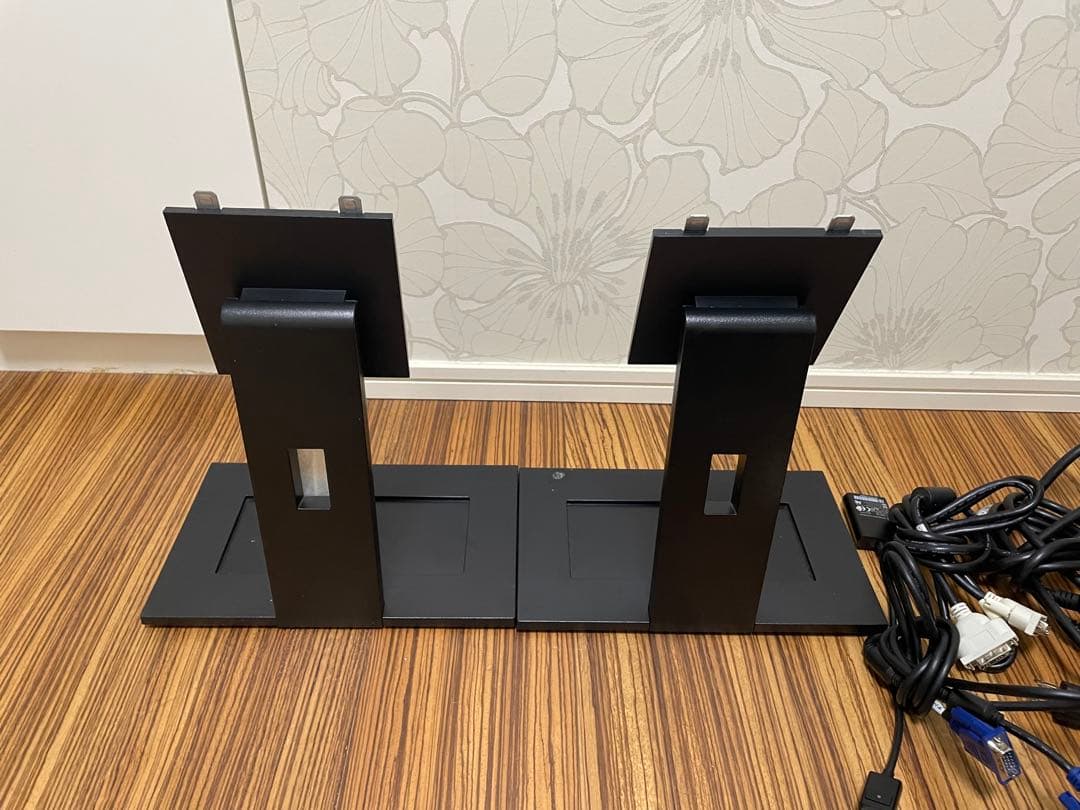 ミリフリ ThinkStation C30 モニターセット