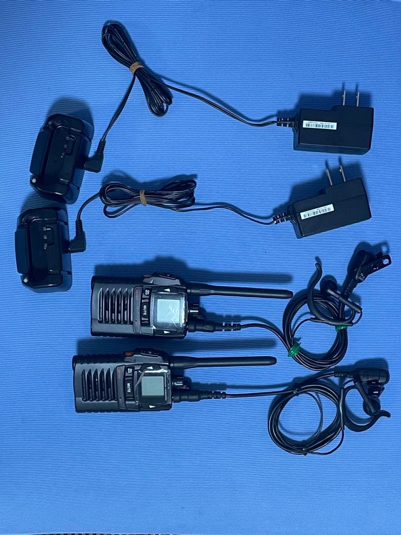 八重洲無線特定小電力トランシーバーSR70A 2台+インカムSSM-59