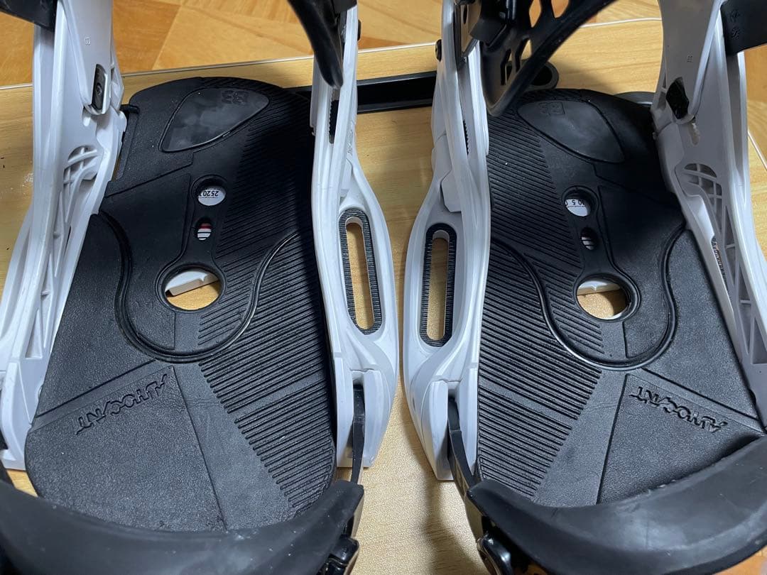 Burtom MALAVITA EST M サイズ　ビンディング　メンズ