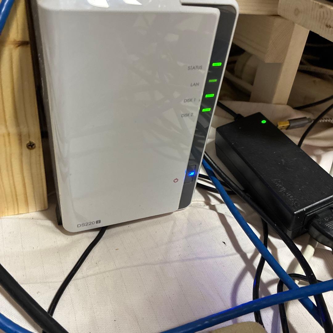 DS220 NAS ホワイト