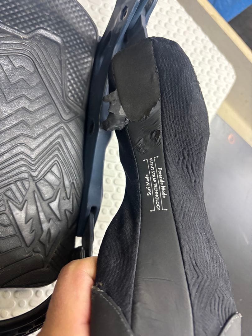 JONES MERCURY ジョーンズ　バインディング ネイビー