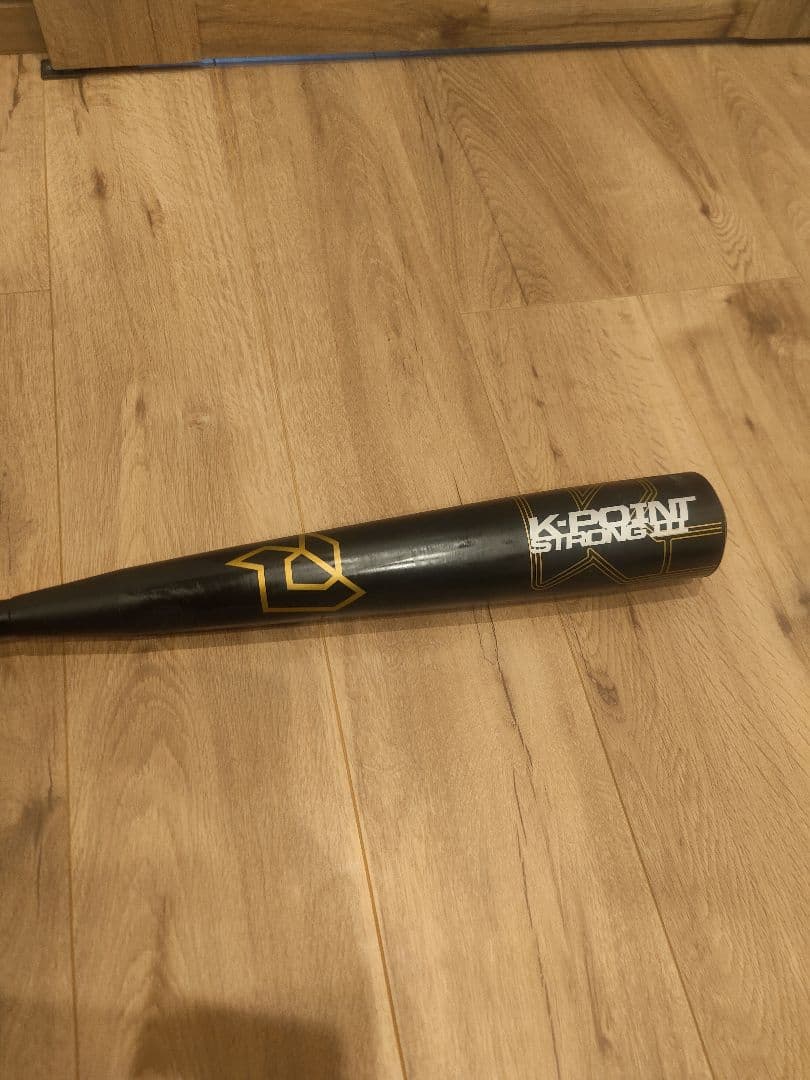 ディマリニ K-POINT ストロングⅢ 84cm 730g　軟式バット 黒