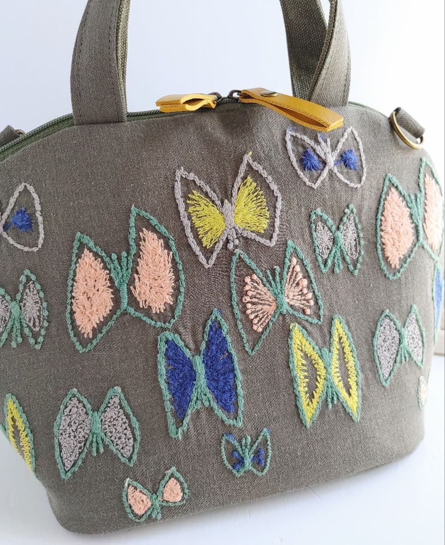 ミナペルホネン　レア　sky flower　ミニサイズまるいショルダーバッグ　秋