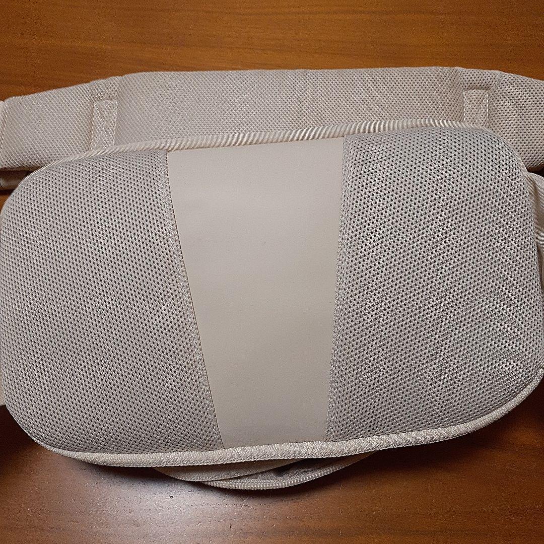 POMULU ヒップシート ホワイト