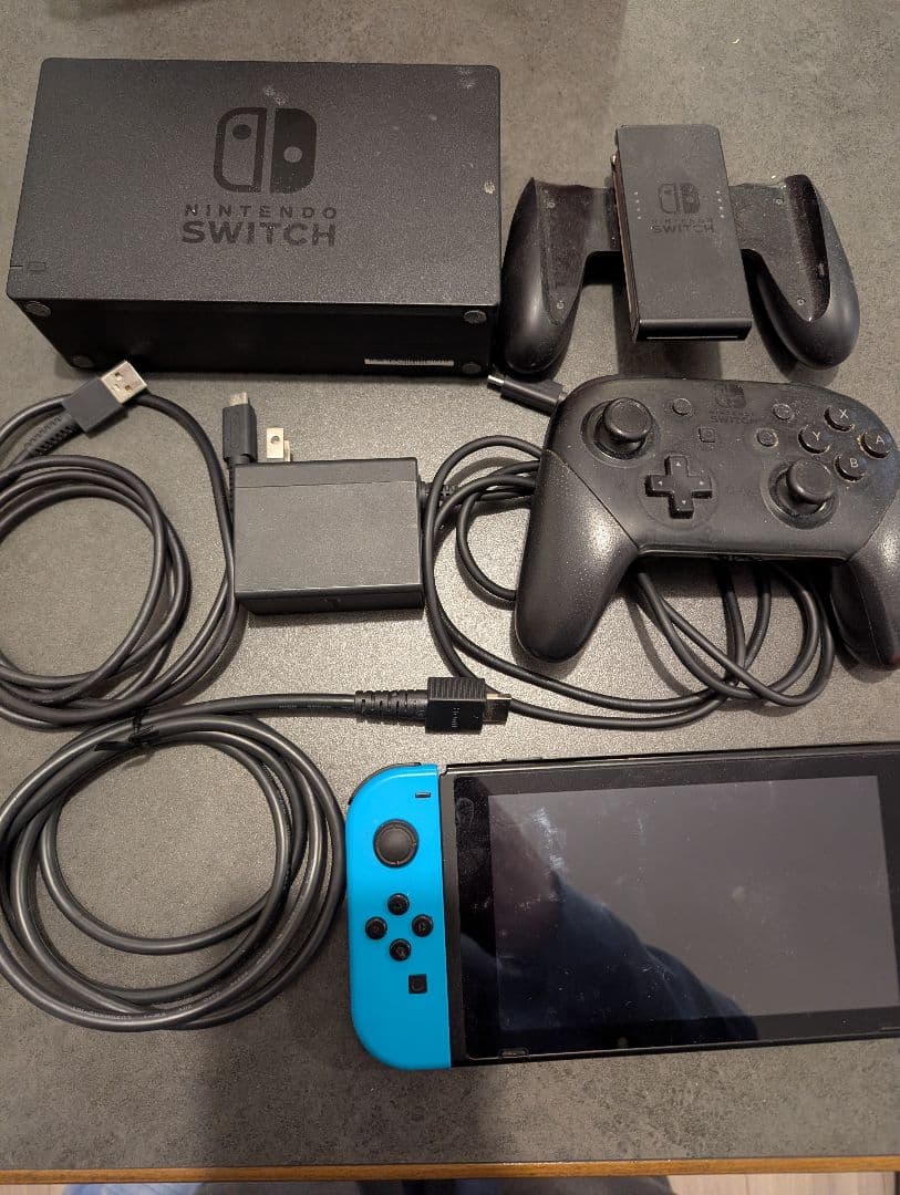 任天堂switch 本体 プロコン付き(箱無し)