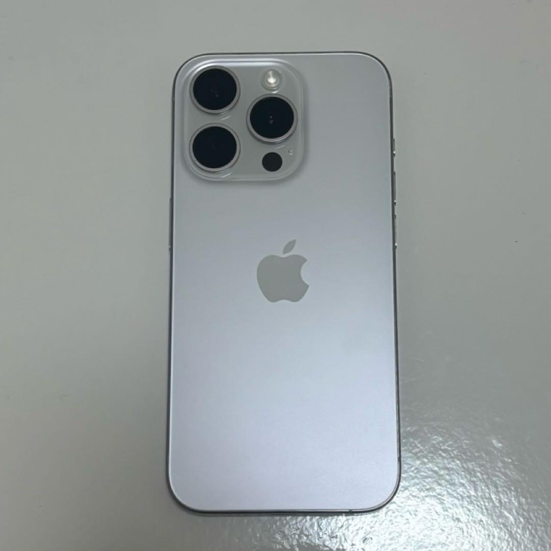 iPhone15pro 128GB ホワイトチタニウム