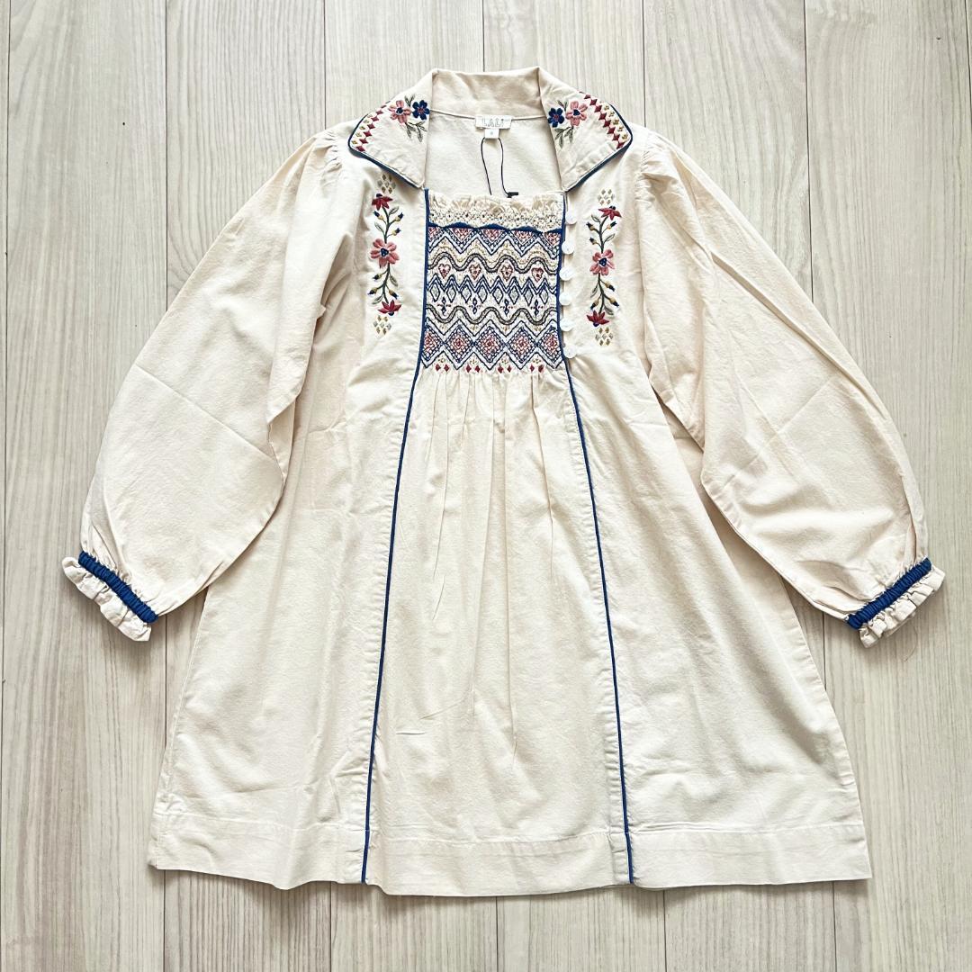 25AW新作未使用タグ付き★ Lali Kids エンブロイダリーワンピ 8Y