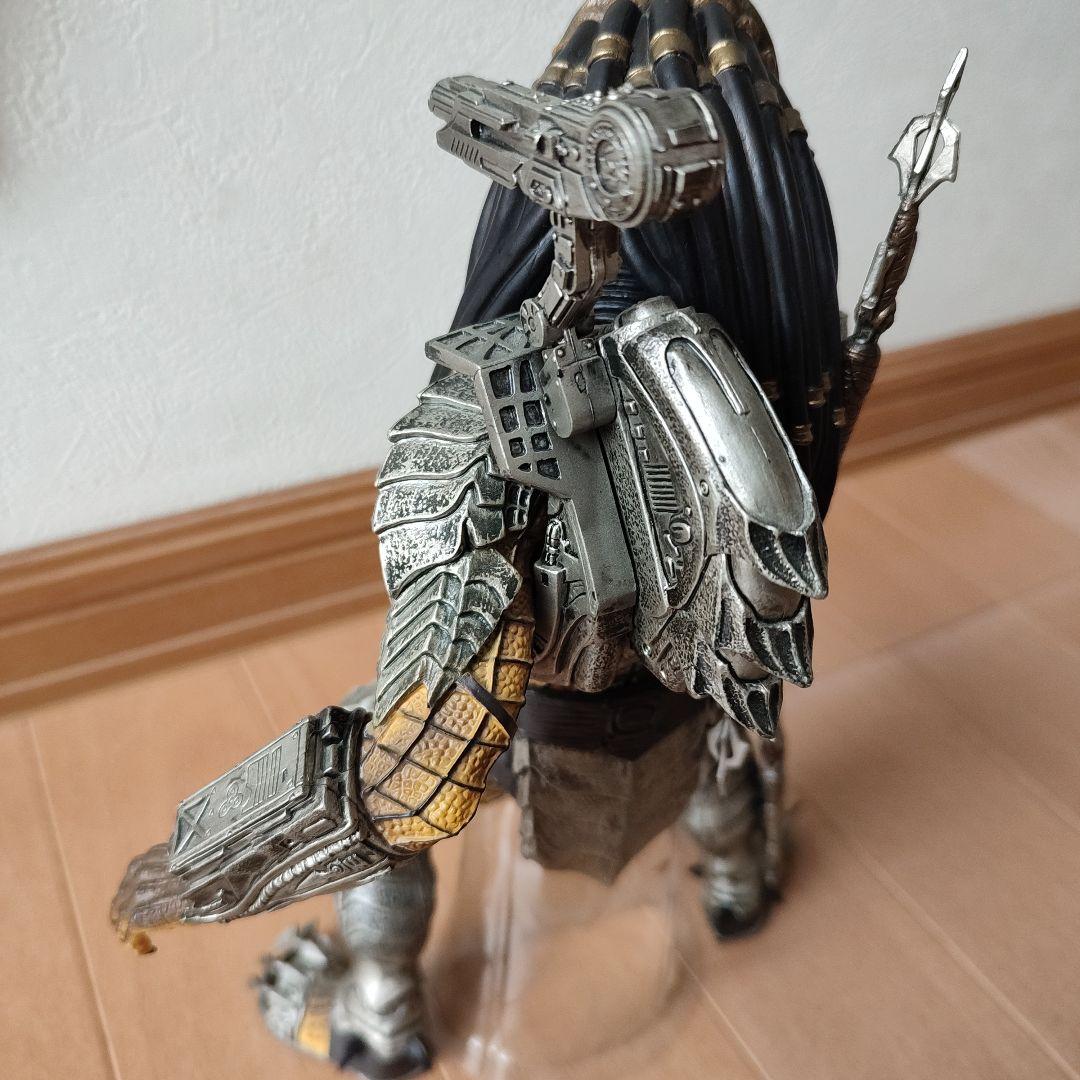 プレデター フィギュア