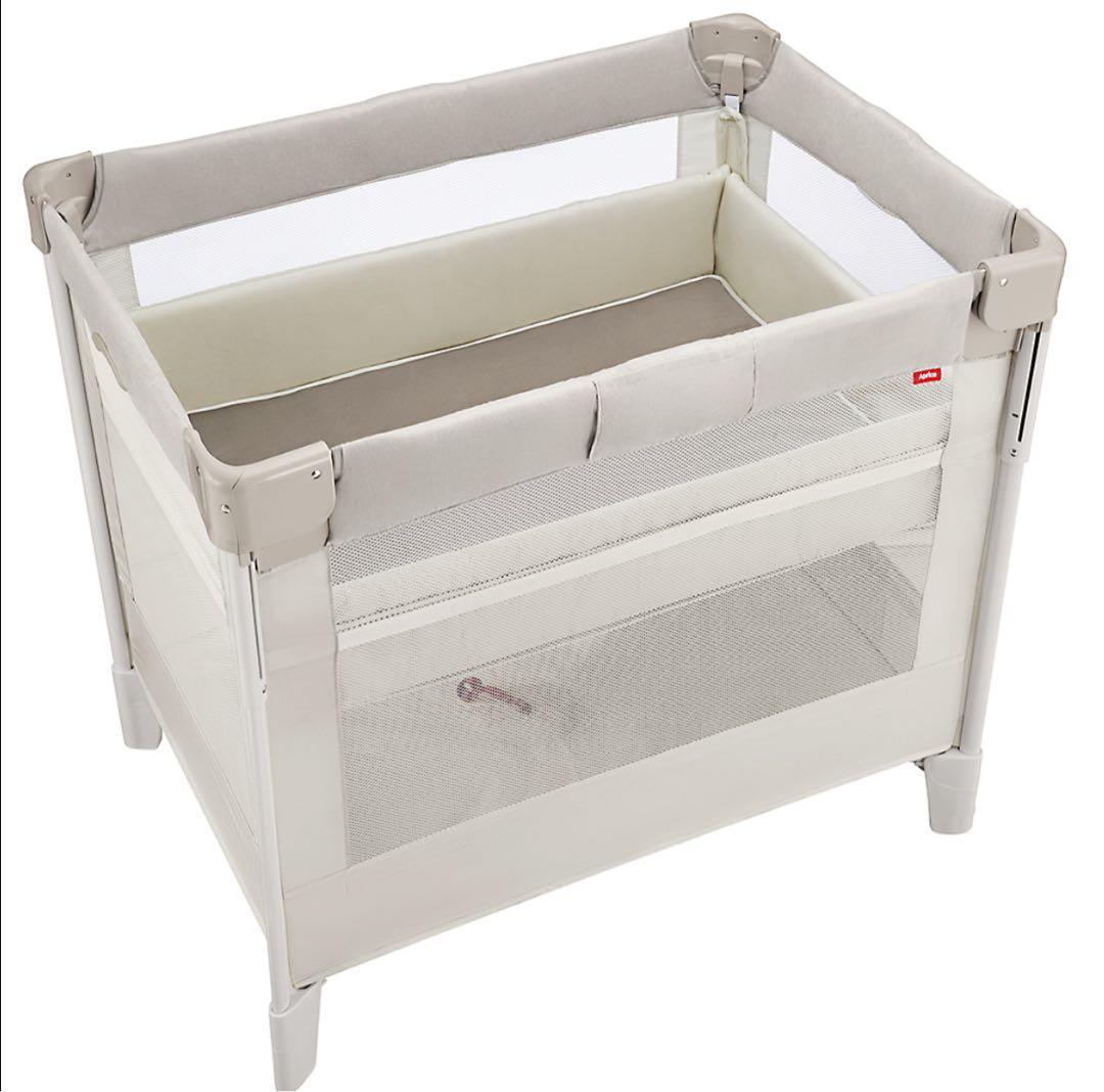 アップリカ　ココネルエアー　ホワイトグレー 折り畳みベビーベッド【美品】