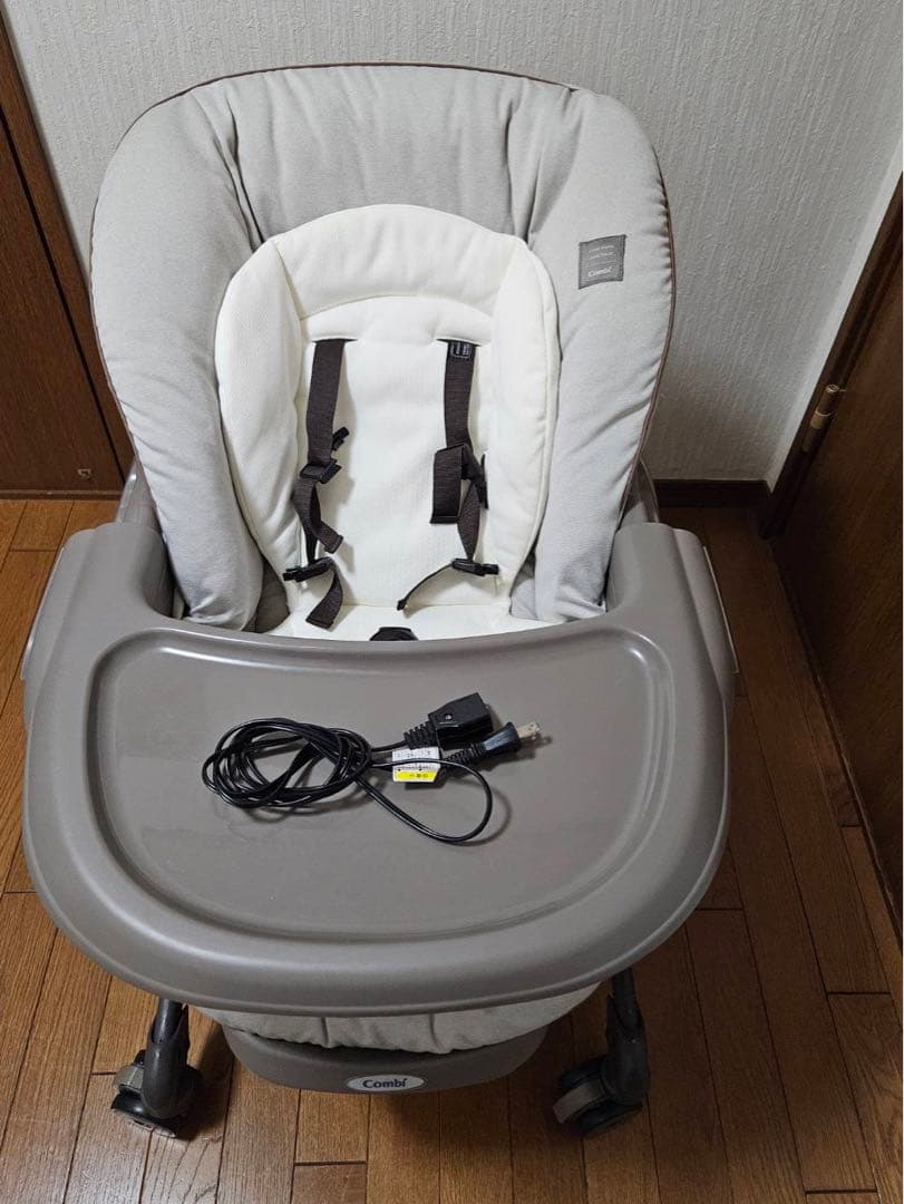 Combi コンビ ネムリラAT オートスウィング 電動 ハイローチェア 有線