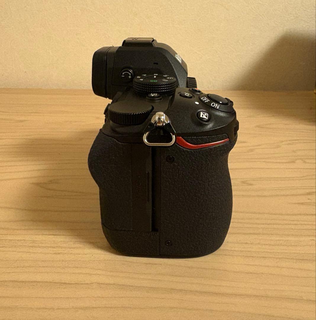 【極美品】ショット数206 Nikon z5ii ミラーレスカメラ