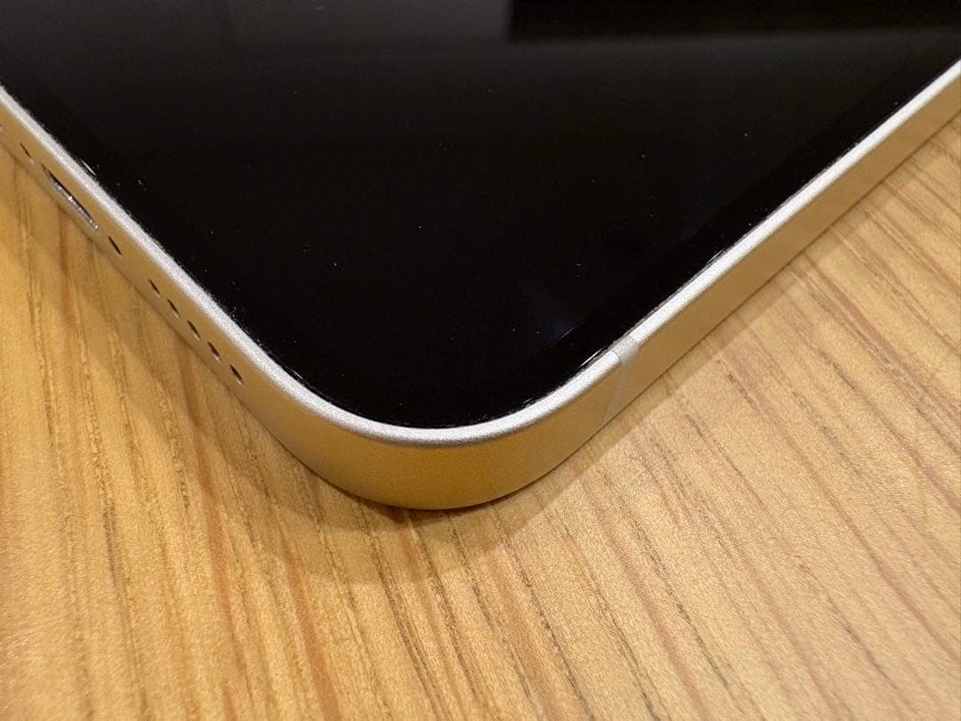 iPhone 13 128GB スターライト 本体のみ