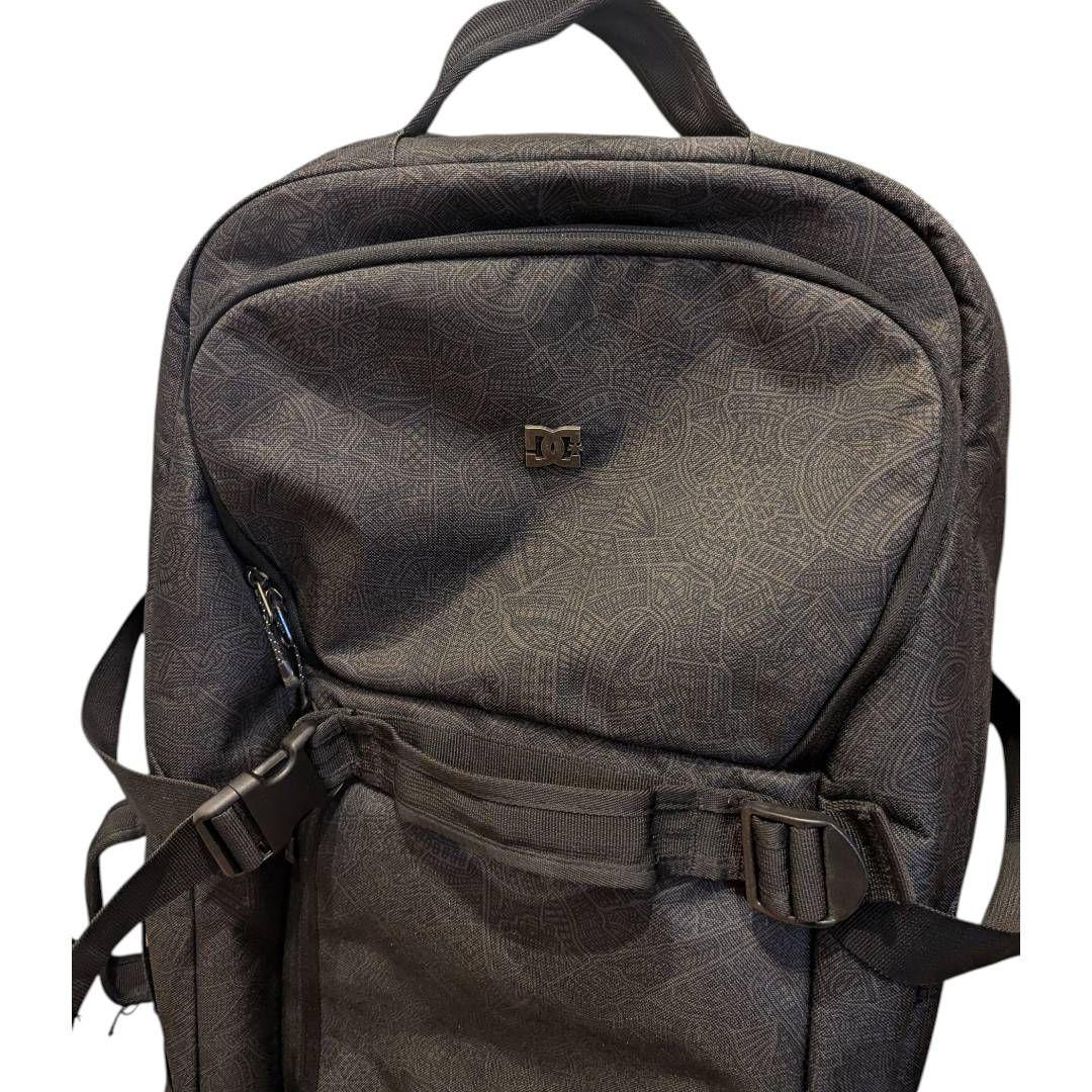 DC Shoes キャリーバッグ ボストン スポーツバッグ 特大 ウィンター