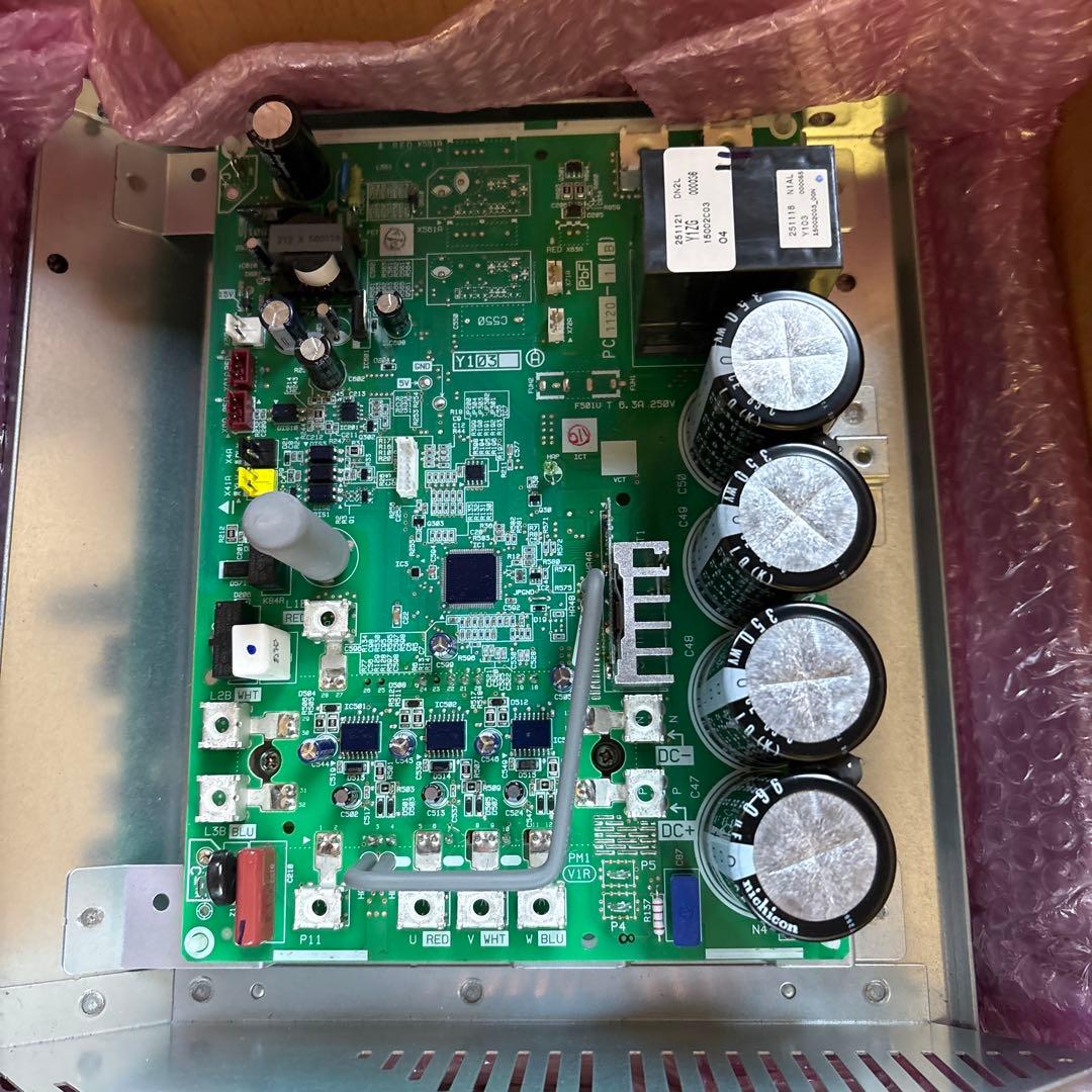 DAIKIN エアコン基板 2573674 RZYCP560j1 基板です