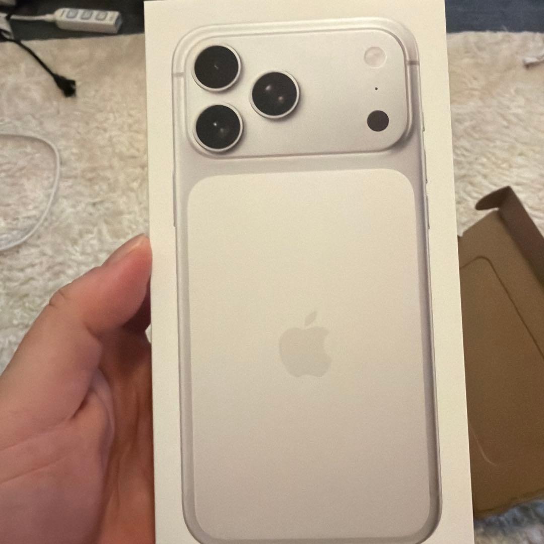 iPhone 17proMAX 256GBシルバー新品未開封