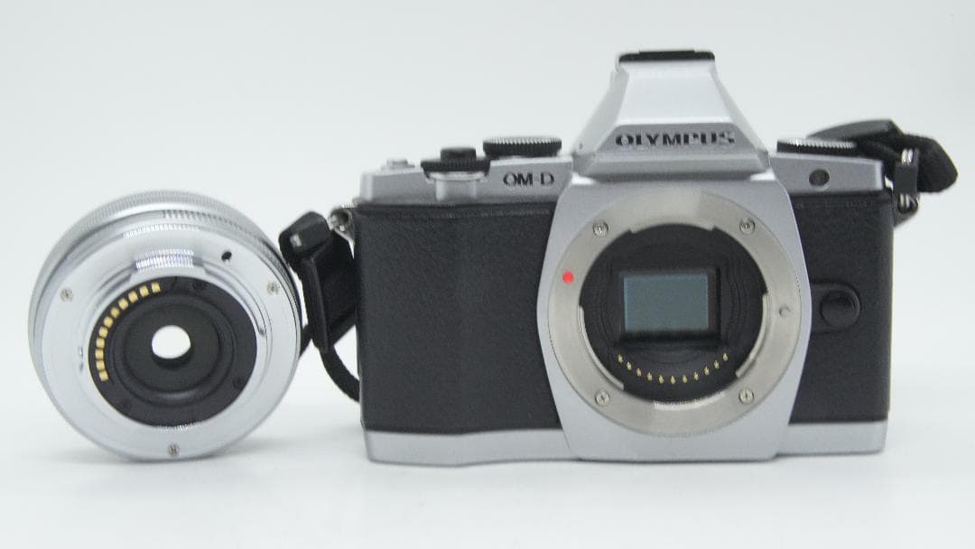 【A2278】 OLYMPUS E-M5 / 14-42 3.5-5.6