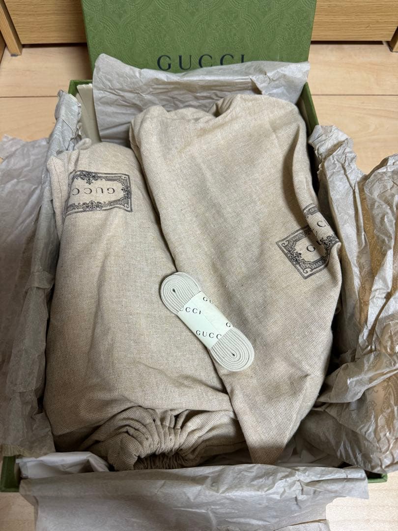 GUCCI ロゴパターン スニーカーメンズ8サイズ新品