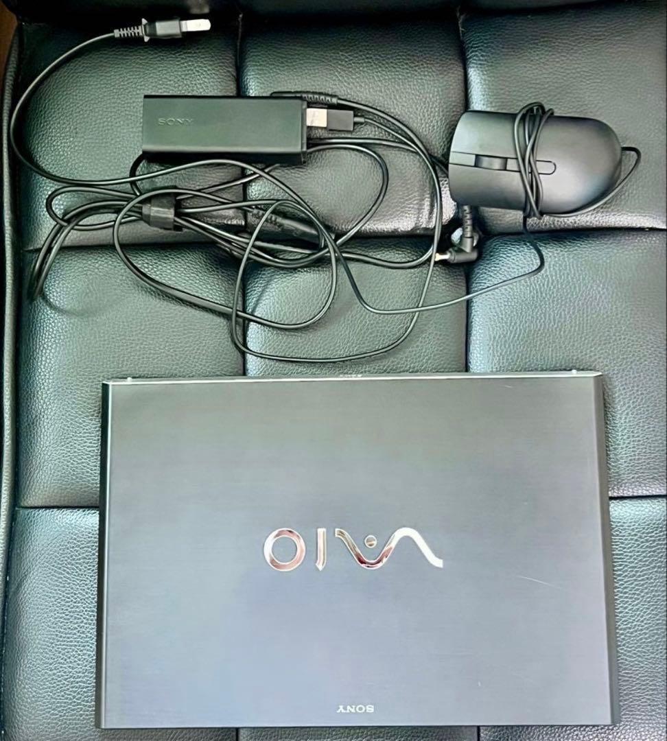 ノートパソコン　VAIO Pro13 SVP132A1CN