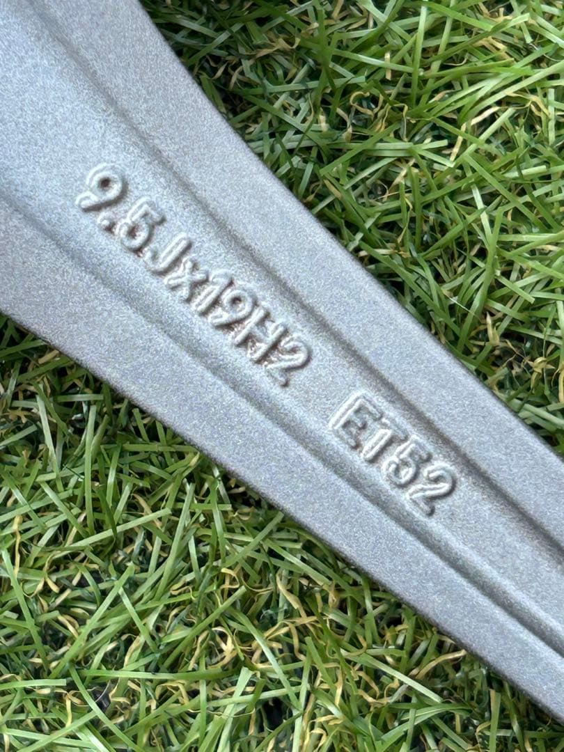 メルセデスベンツAMG E63 純正19インチ ホイール　ヨコハマ　IG60