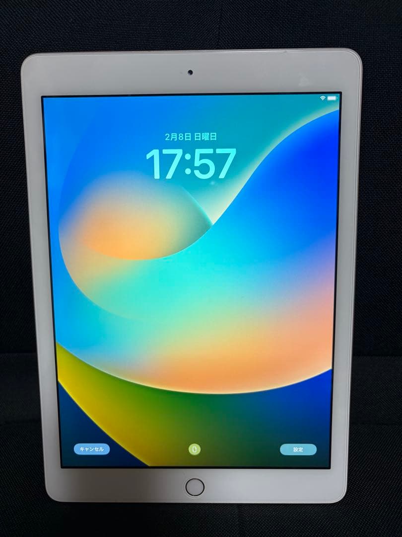 美品！iPad Wi-Fi 32GB ゴールド 2017年モデル