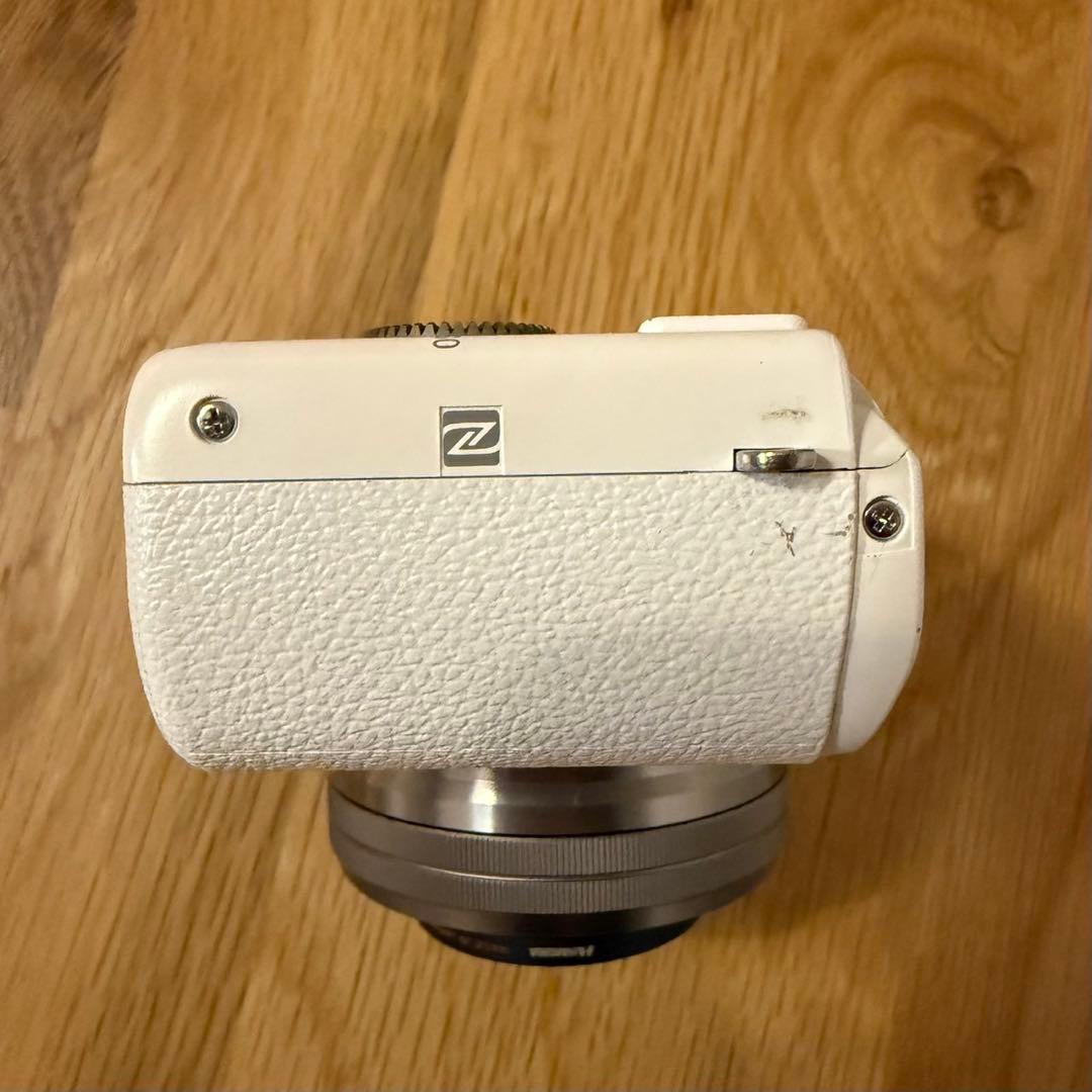 SONY α5100 ミラーレスカメラ 本体・レンズ・バッテリー付き