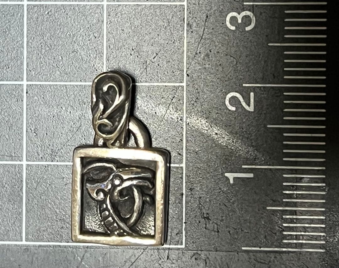 925シルバー 装飾的ペンダント 1998年製