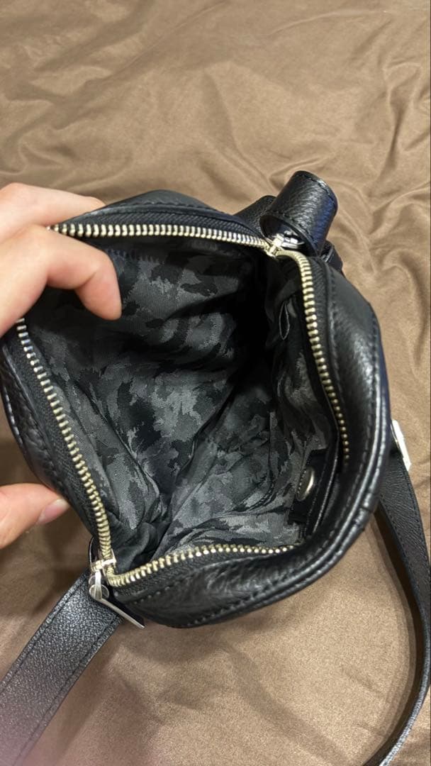 【最終値下げ】aniary アニアリ ショルダーバッグ（シュリンクレザー）