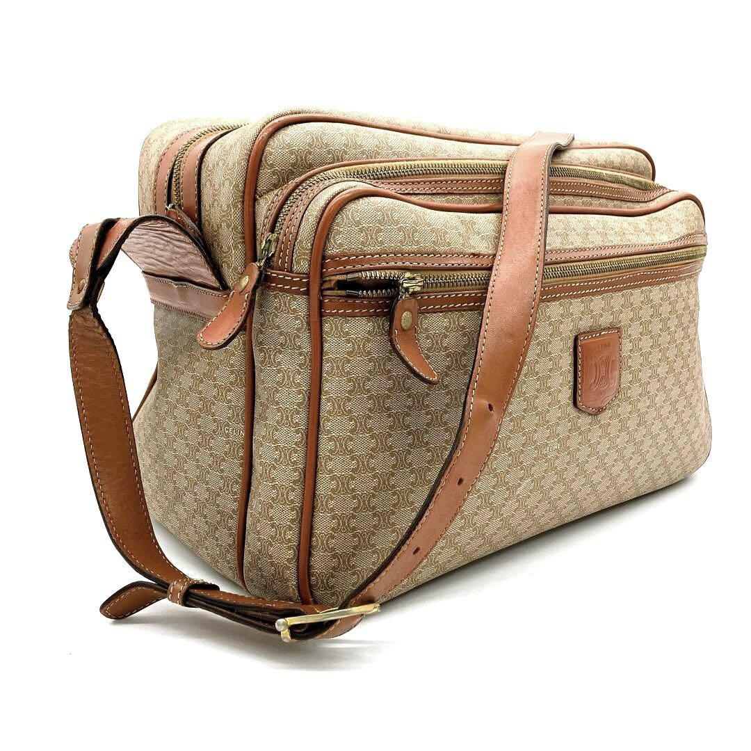 【CELINE】メッセンジャーバッグ　マカダム柄　ゴールド金具　ブラウン　PVC