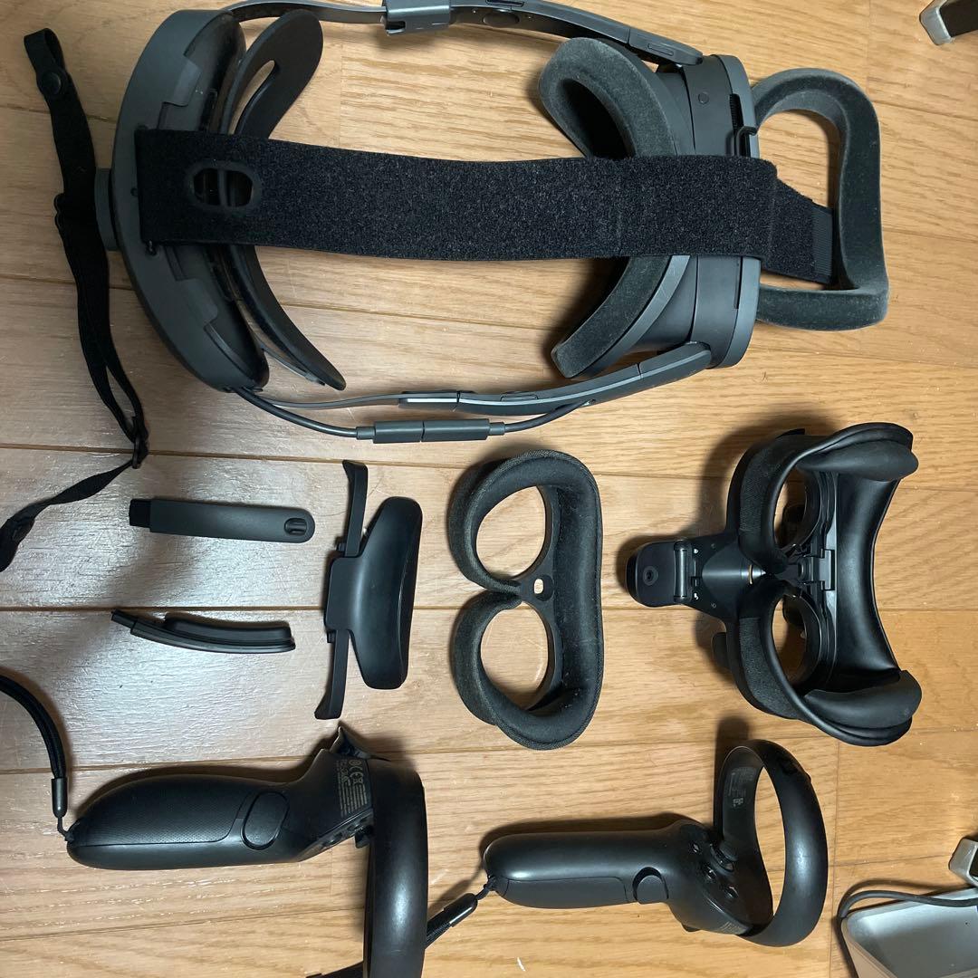 Vive XR Elite フェイシャルトラッカー付き