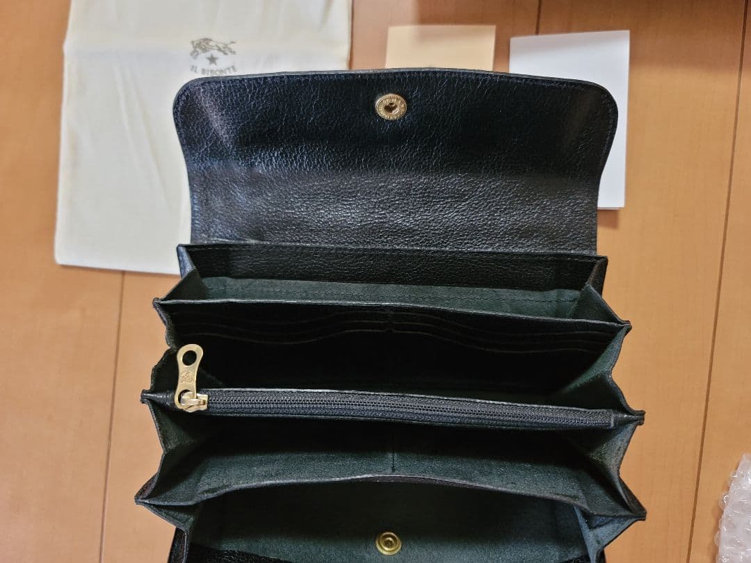 IL BISONTE ブラック長財布 付属品あり